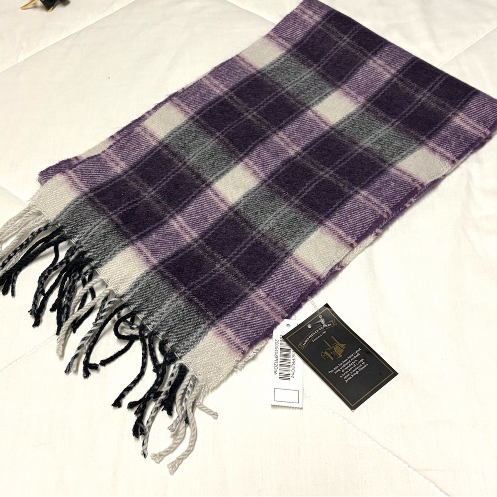 James Pringle Weavers Purple Plaid Fringe Scarf 100% Acrylic Purple Haze NWT